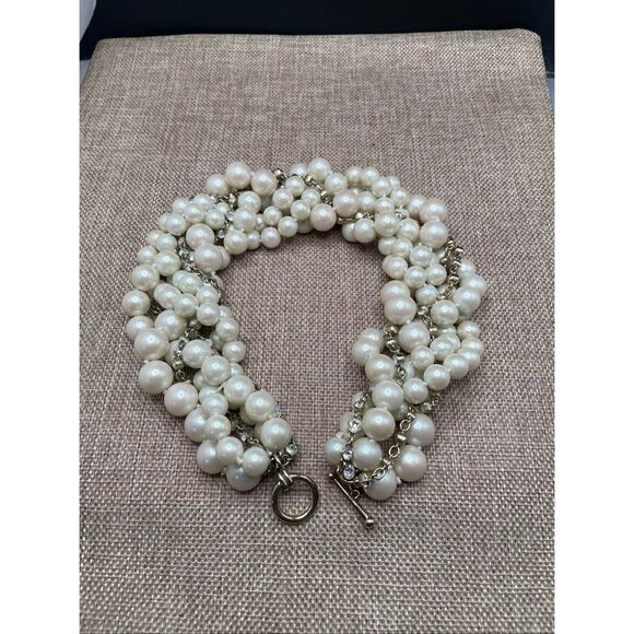 Stacked Pearl Choker Necklace With Rhinestones - Picture 5 of 7